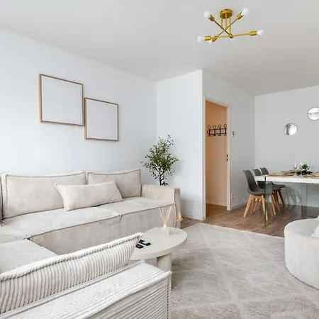 Apartment Le Spacieux Avec Garage Prive *