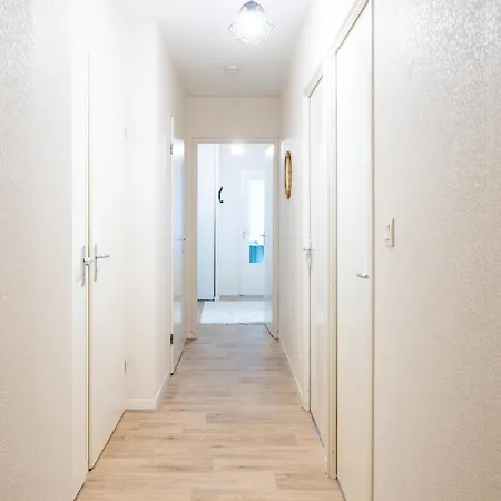 Le Spacieux Avec Garage Prive Apartment