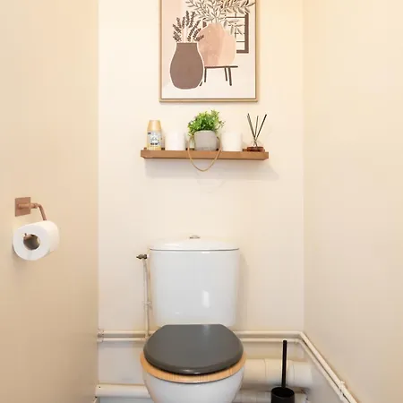 Apartment Le Spacieux Avec Garage Prive *